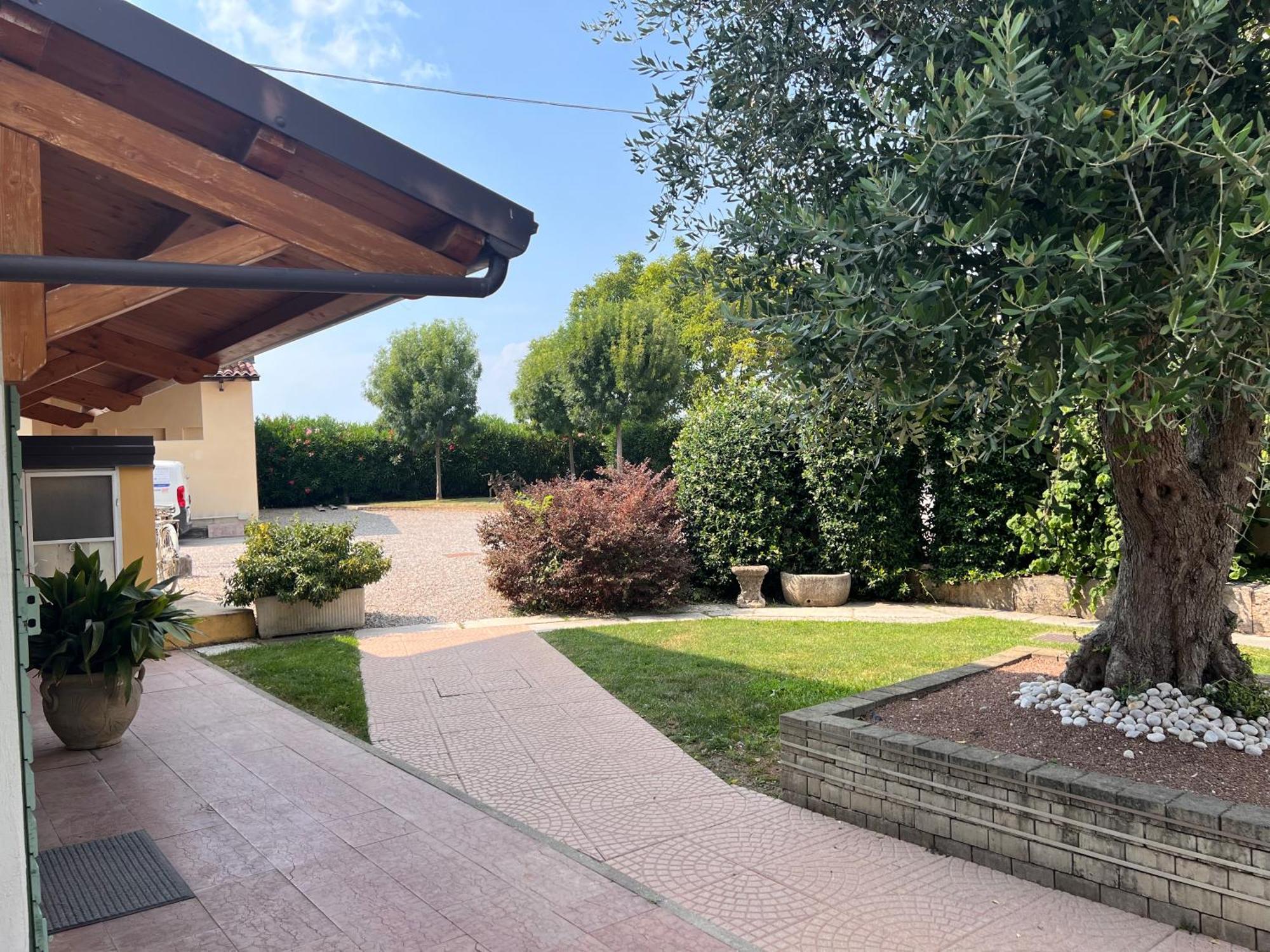Appartamento "Casa Vacanze Corte Ara Decima" Сона Екстериор снимка