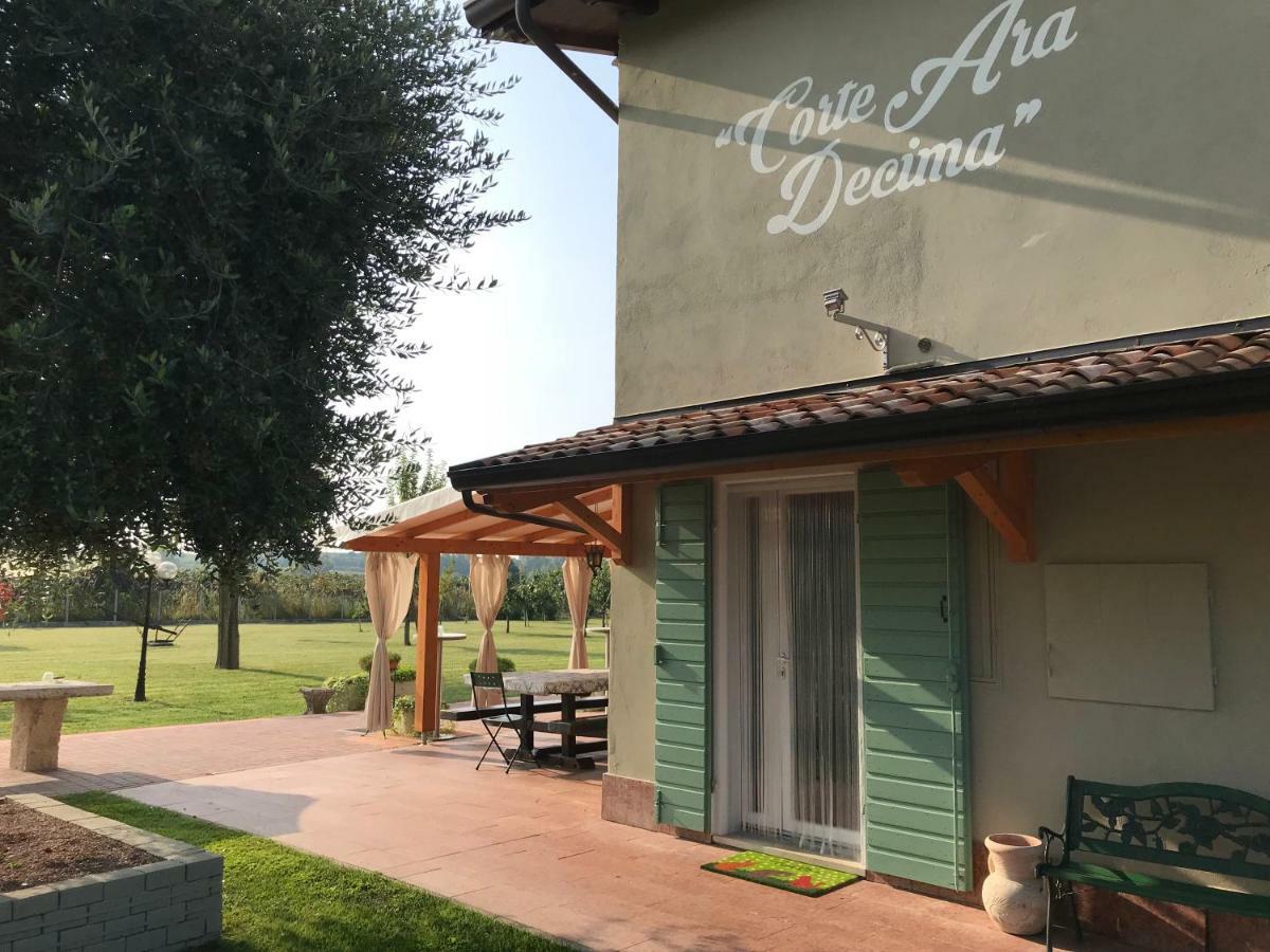 Appartamento "Casa Vacanze Corte Ara Decima" Сона Екстериор снимка